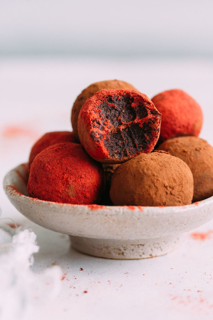 No-Bake Red Velvet Cake Balls (V/GF)